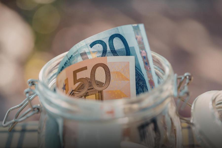 Neues Tagesgeldangebot: Scalable Capital überzeugt mit 2,50 % Zinsen p.a.* auf unlimitiertes Guthaben Neues Tagesgeldangebot: Scalable Capital überzeugt mit 2,50 % Zinsen p.a.* auf unlimitiertes Guthaben